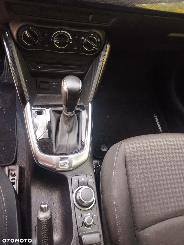 Mazda 2 - 12
