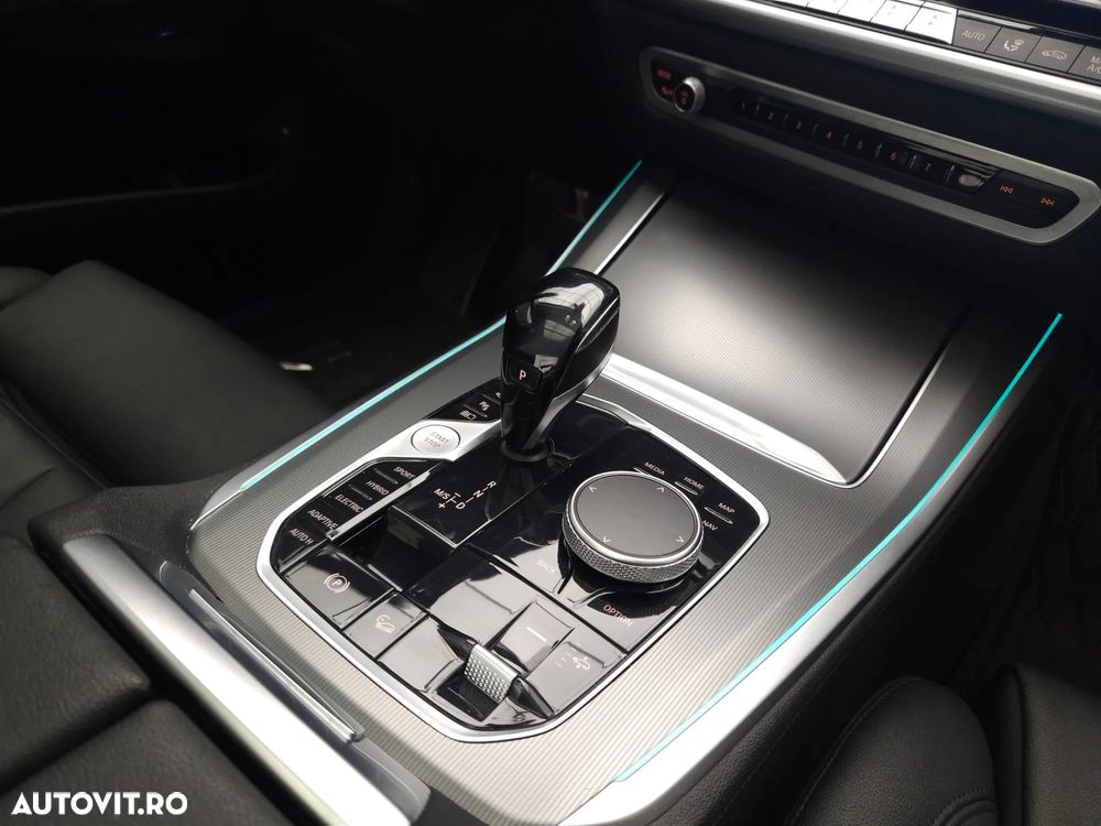 BMW X5 xDrive45e xLine - 31