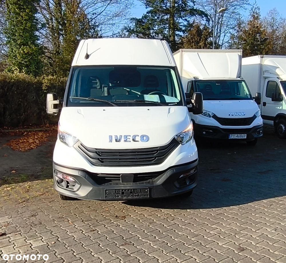 Iveco Daily 35S16A8V MAX długi, automat - 2