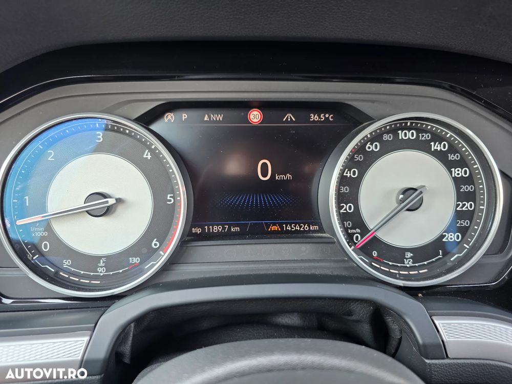 Volkswagen Touareg V6 TDI Elegance - 10