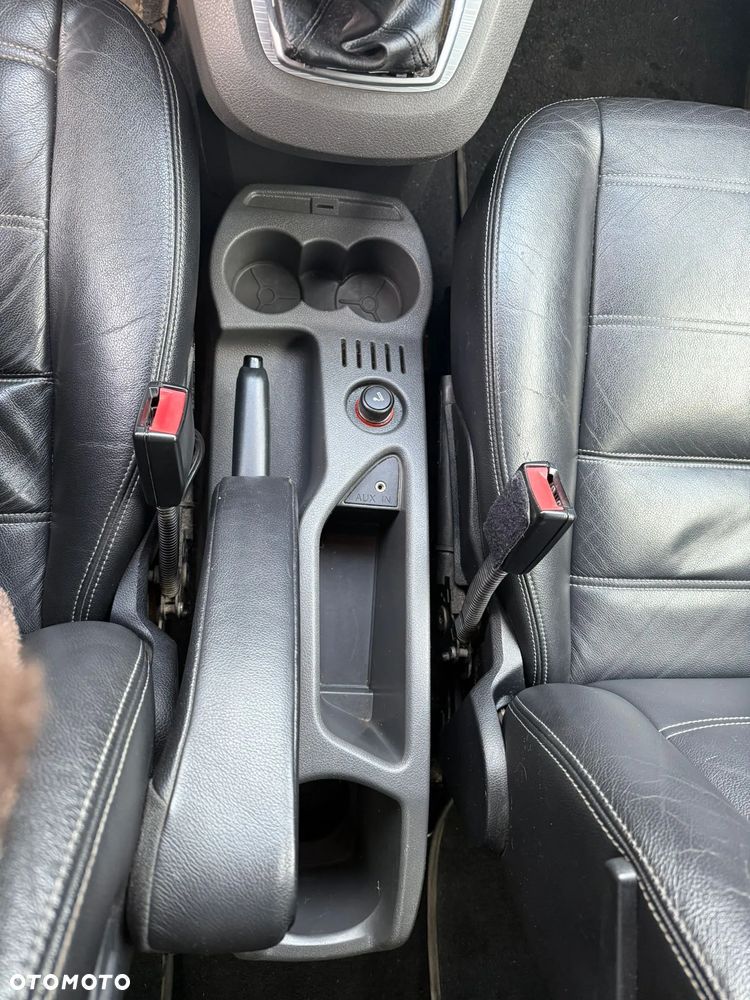 Ford Focus C-Max - 16