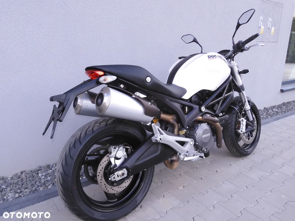 Ducati 696 - 9