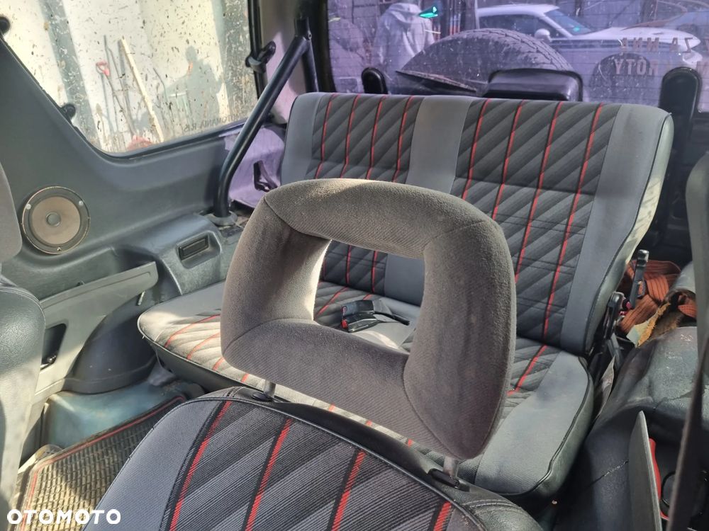 OPEL FRONTERA A 91-98 1995 r. 3D kanapa tylna siedzenia * - 2