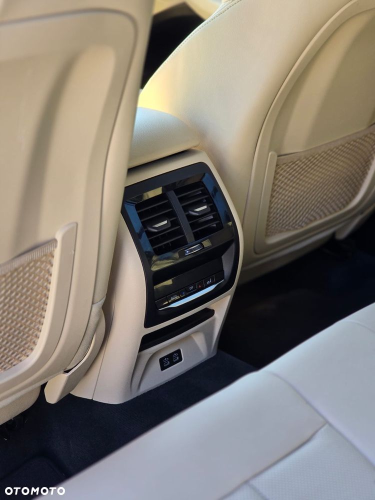 BMW X3 xDrive30i xLine - 12