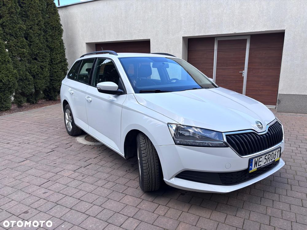 Skoda Fabia 1.0 TSI Ambition - 2