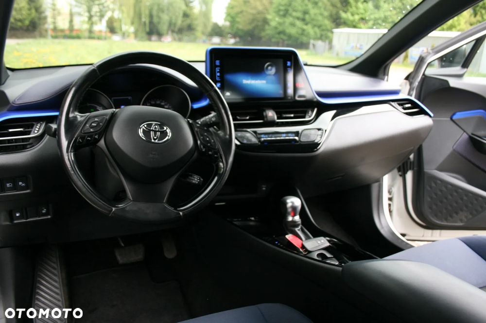 Toyota C-HR Style - 14