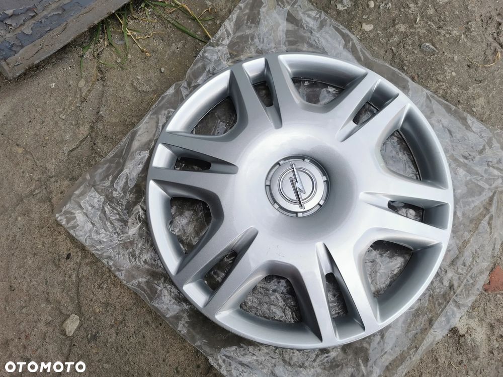 Opel Corsa Combo Astra Meriva Kołpak 15" 1 szt - 1