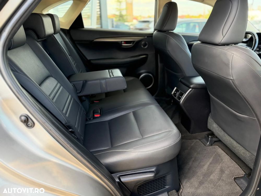 Lexus Seria NX 300h E-FOUR Business Edition - 13
