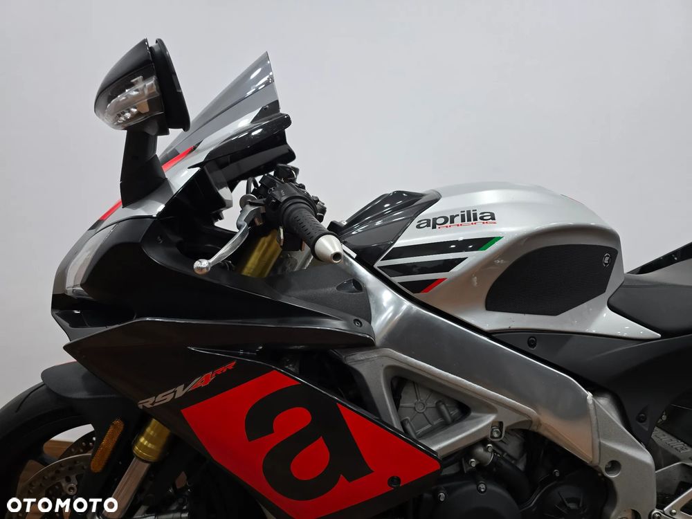 Aprilia RSV - 11