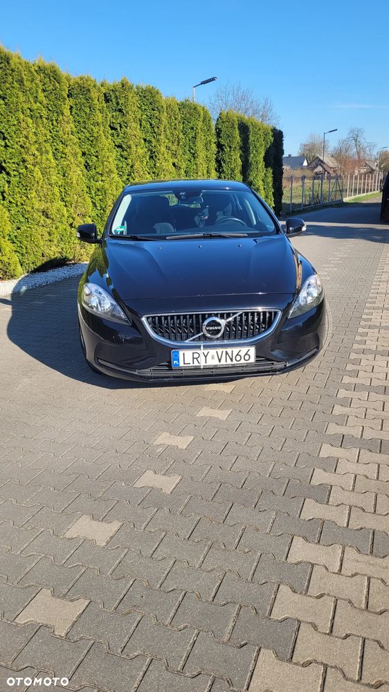 Volvo V40 D2 Momentum - 2