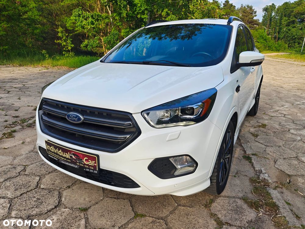 Ford Kuga - 4