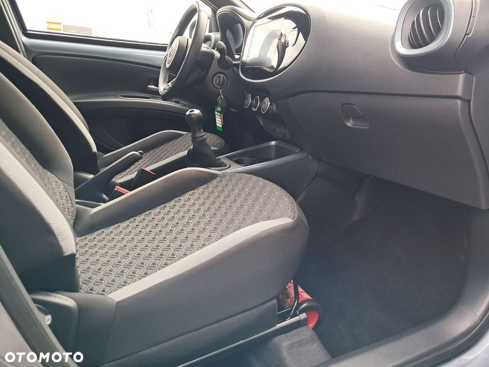 Toyota Aygo X - 30