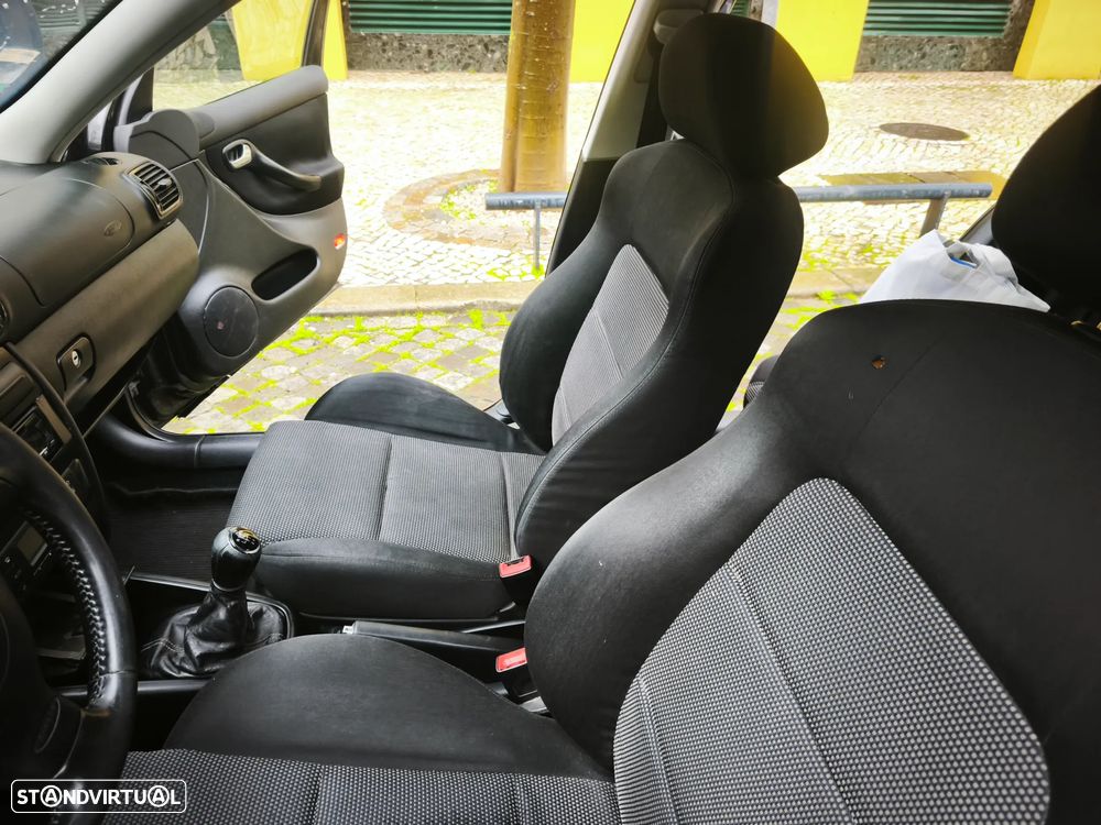 SEAT Leon 1.4 16V Confort JE+AC - 18