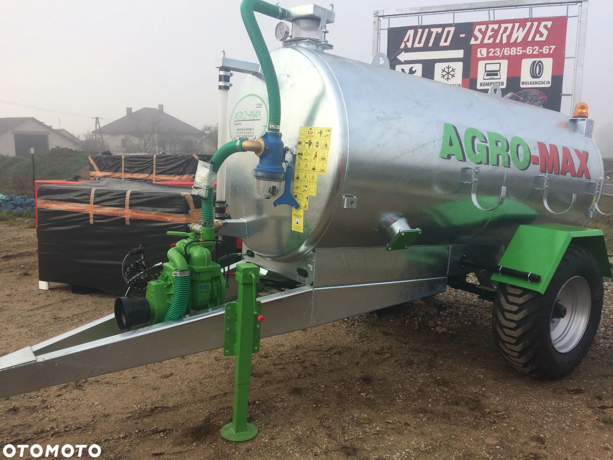 WÓZ ASENIZACYJNY BECZKOWÓZ BECZKA 5000L AGRO-MAX - OD RĘKI - 1
