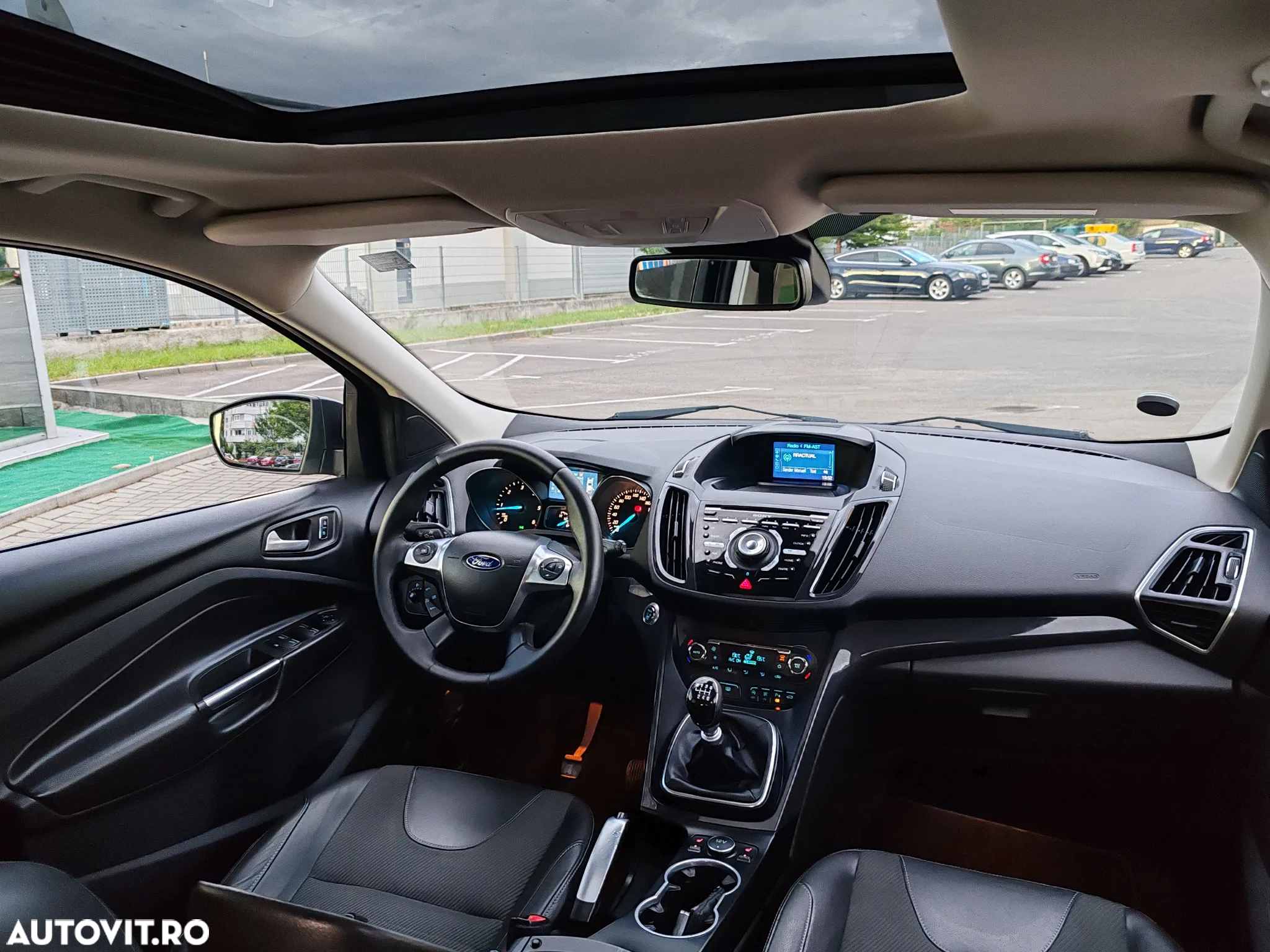 Ford Kuga - 30
