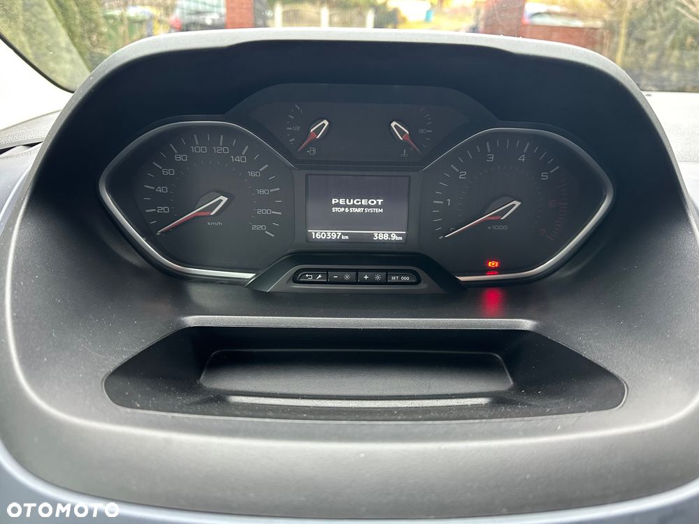 Peugeot Rifter - 12