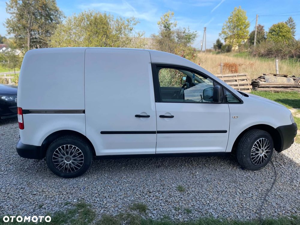 Volkswagen Caddy - 8