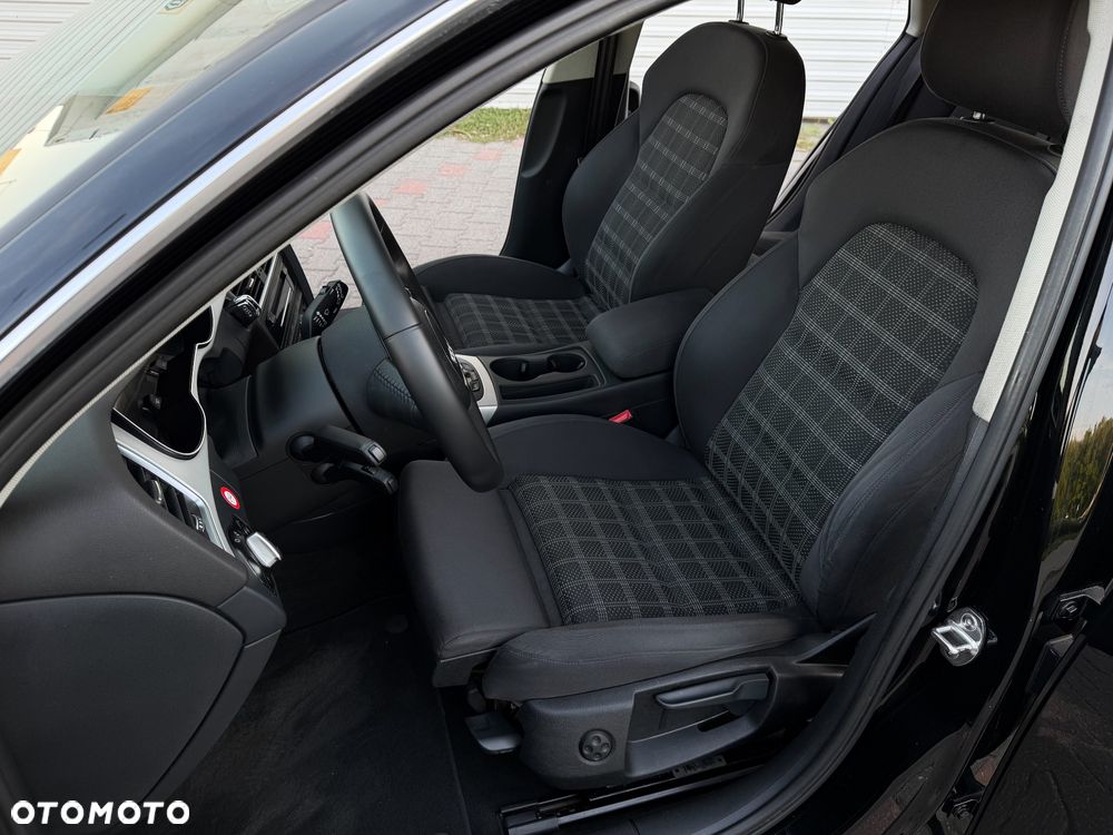 Audi A4 Avant 2.0 TDI DPF Ambition - 19
