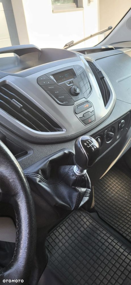 Ford Transit - 24