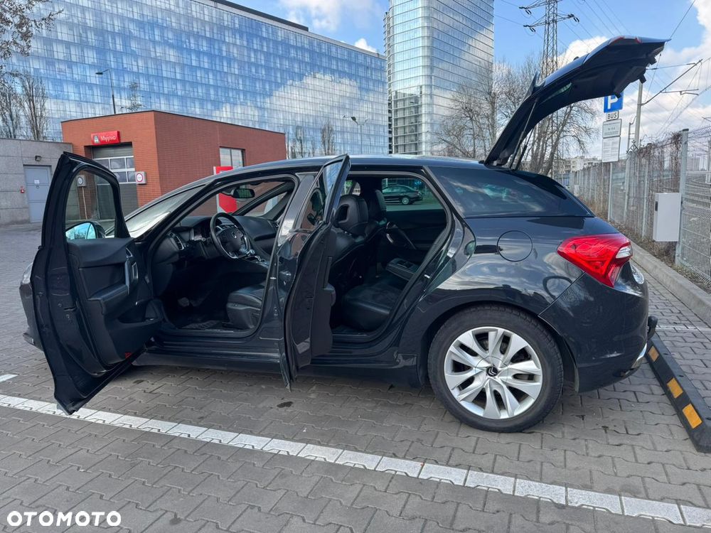 Citroën DS5 2.0 HDi Hybrid4 SoChic MCP - 6