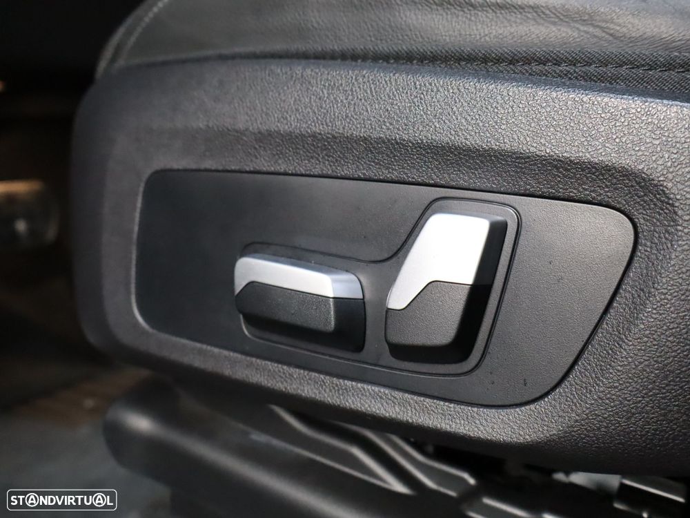 BMW iX3 Inspiring - 11