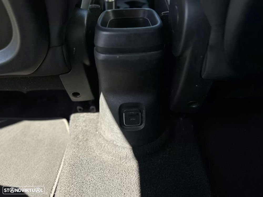 Fiat 500L 1.3 MJ City Cross J17 - 17