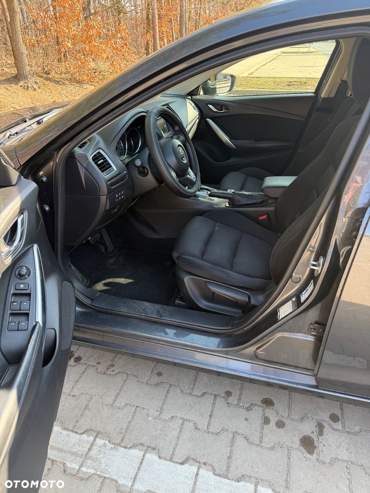 Mazda 6 - 12