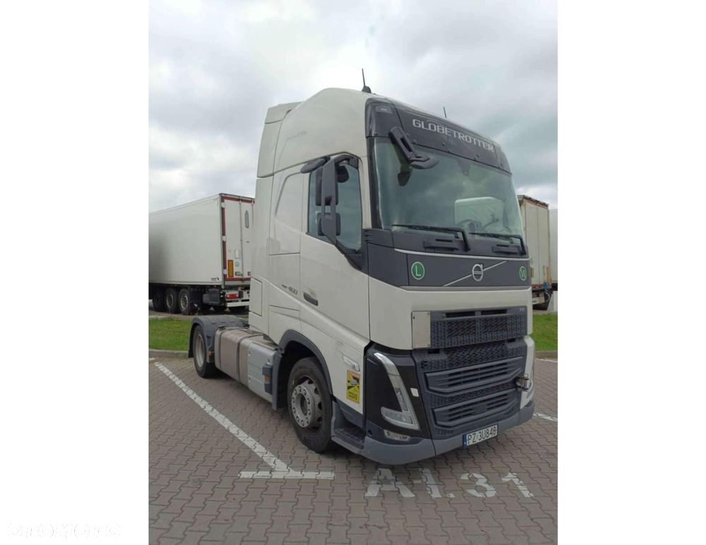 Volvo VOLVO_FH_42T - 2