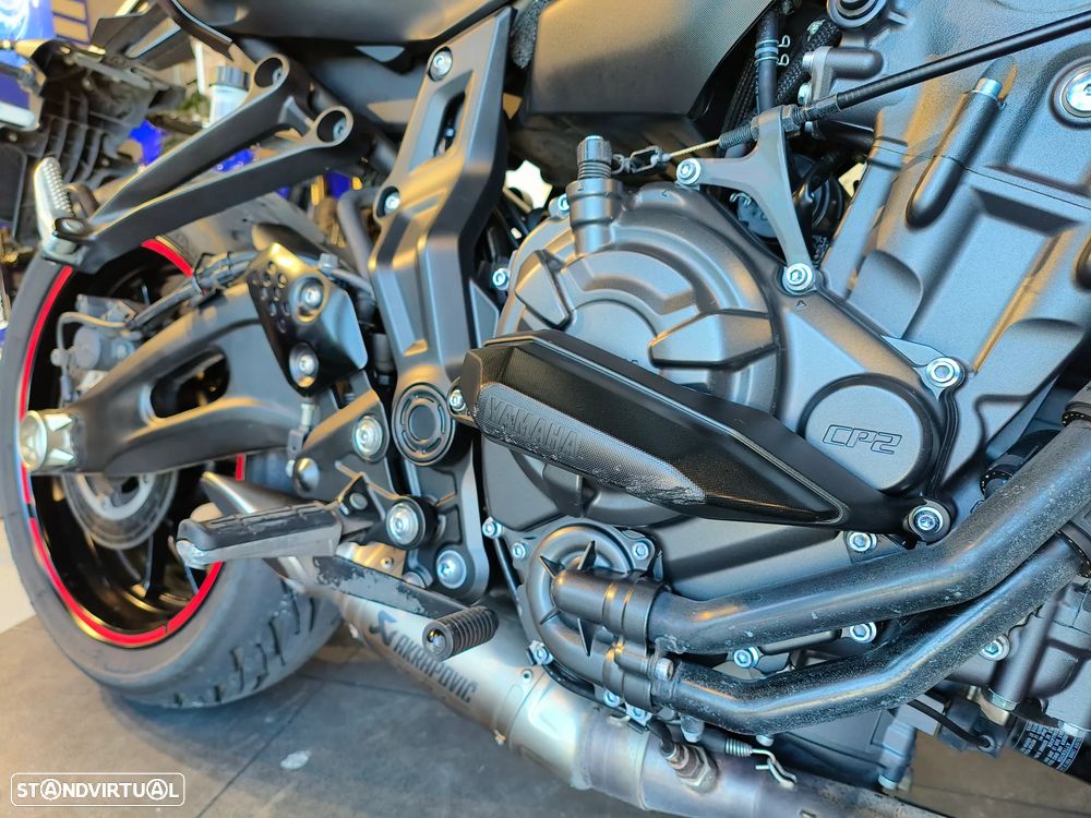 Yamaha MT-07 - 4