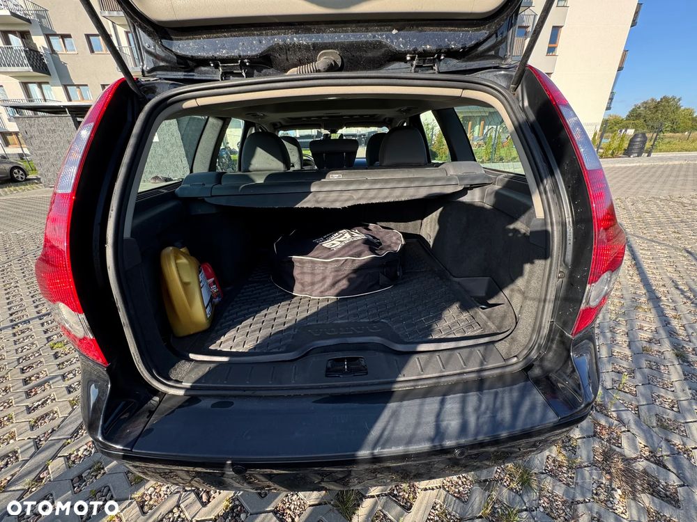 Volvo V50 1.8 - 9