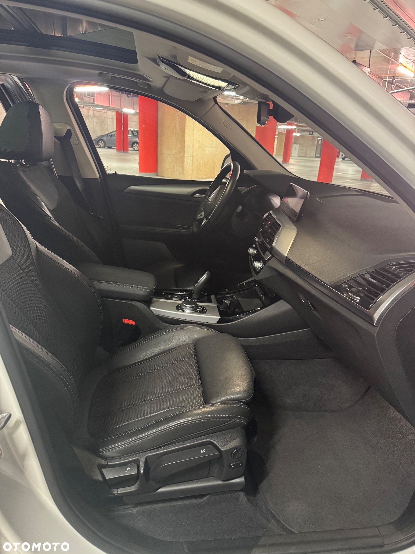 BMW X3 xDrive20d Advantage - 24
