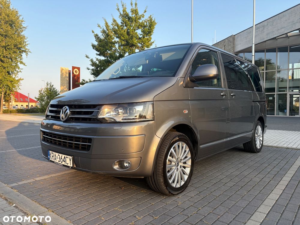 Volkswagen Multivan - 1