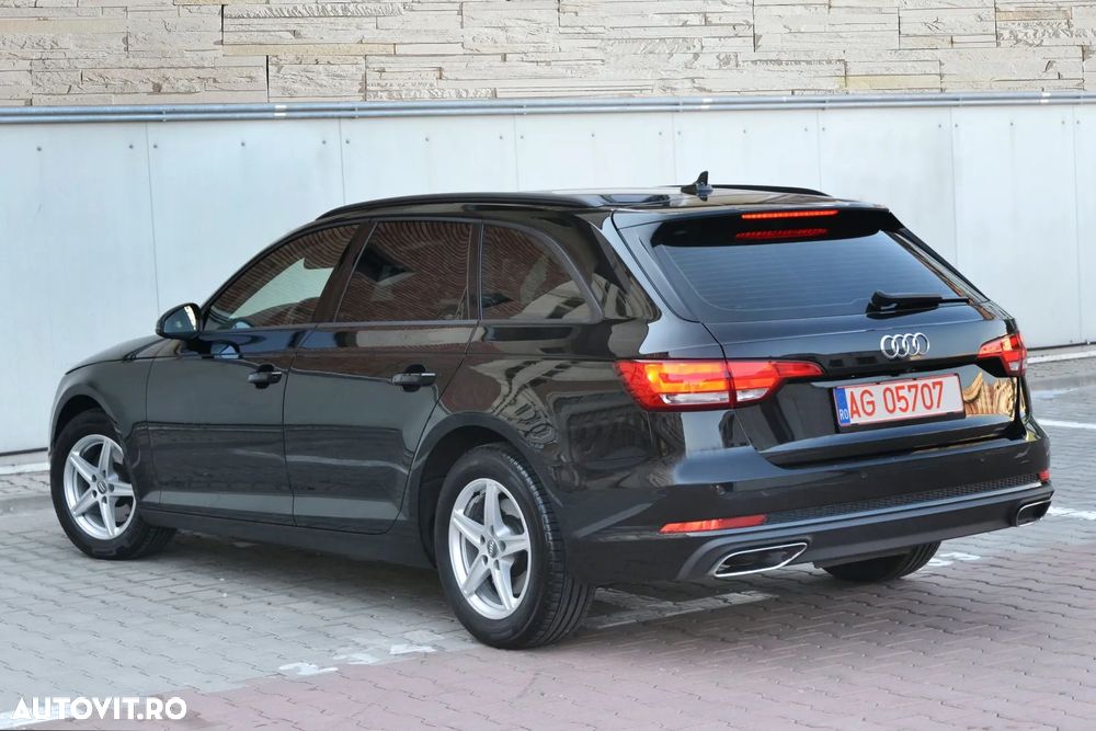 Audi A4 2.0 TDI S tronic Design - 6