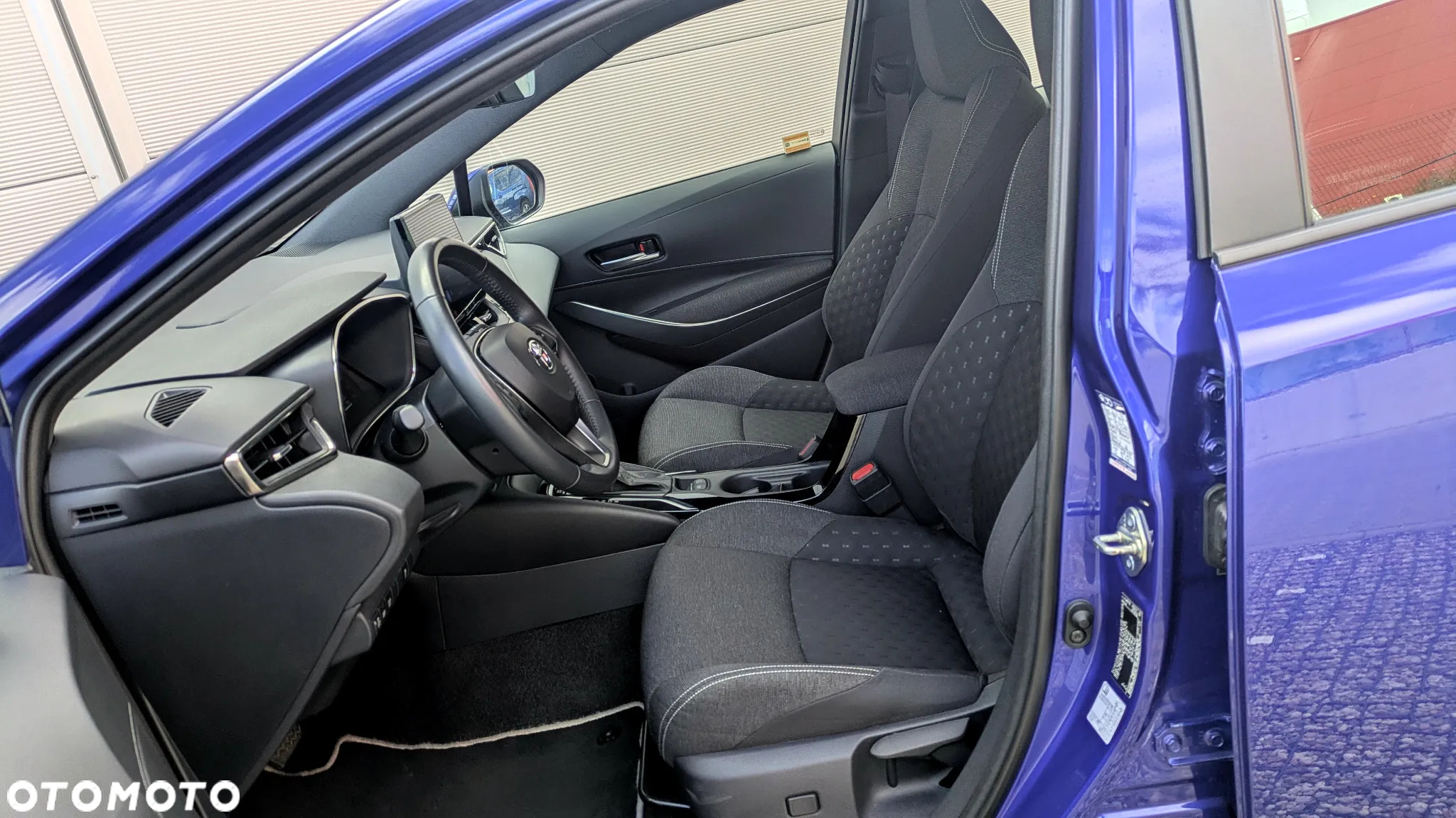 Toyota Corolla 1.8 Hybrid Comfort - 10