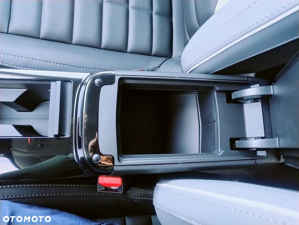 Citroën C4X 1.2 mHEV Max eDCT6 - 23