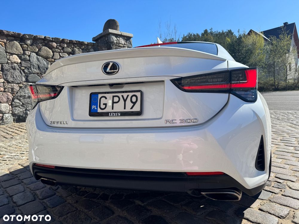 Lexus RC - 8