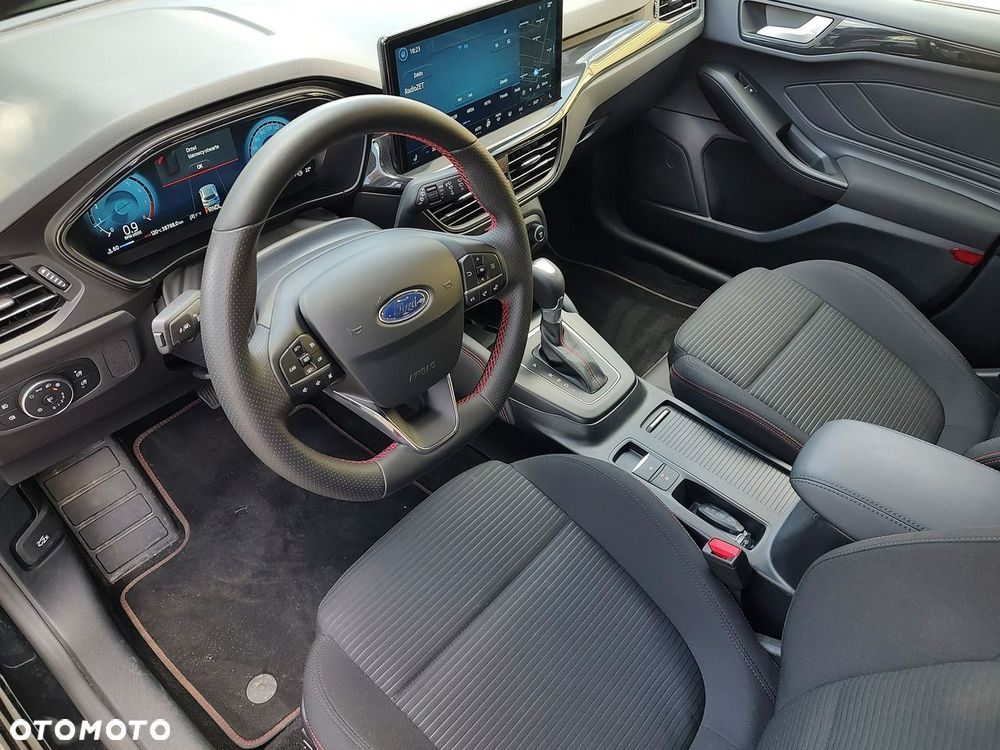 Ford Focus - 10