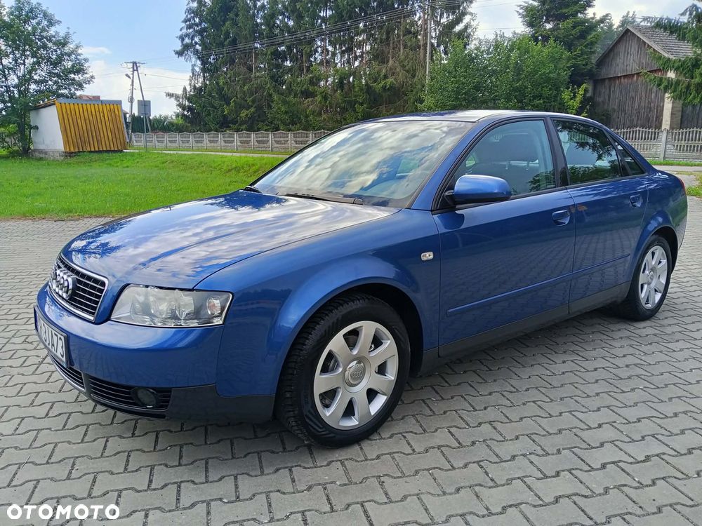 Audi A4 Limousine - 2
