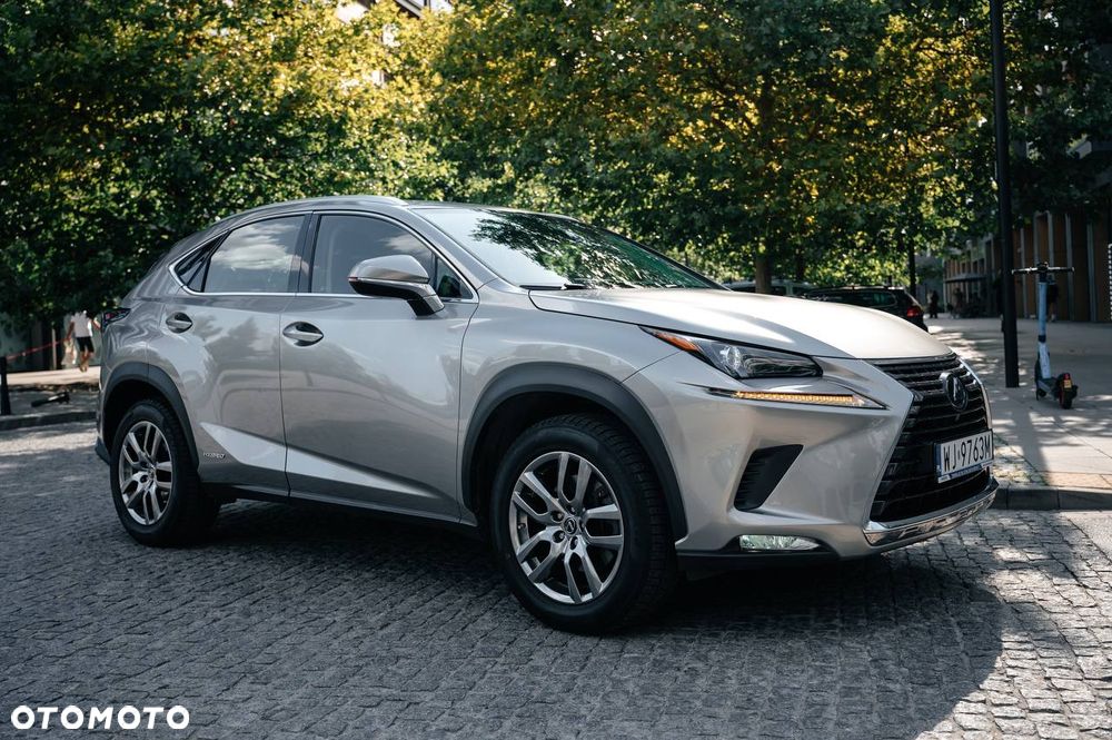 Lexus NX - 9