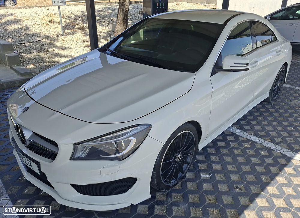 Mercedes-Benz CLA 200 d 7G-DCT AMG Line — fotografia 3
