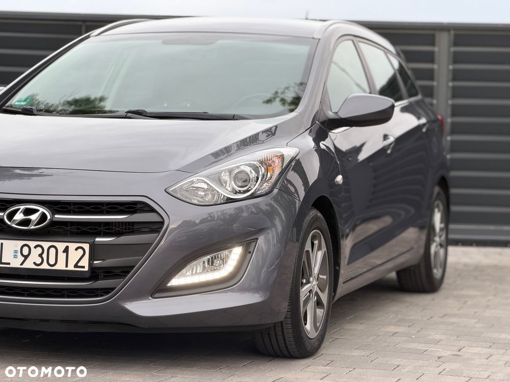 Hyundai i30 1.6 CRDi Premium - 27