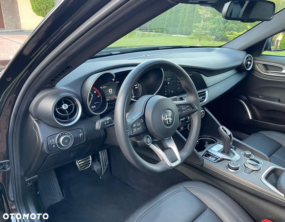 Alfa Romeo Giulia 2.0 Turbo TI Q4 - 9