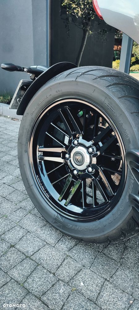 Triumph Rocket - 5