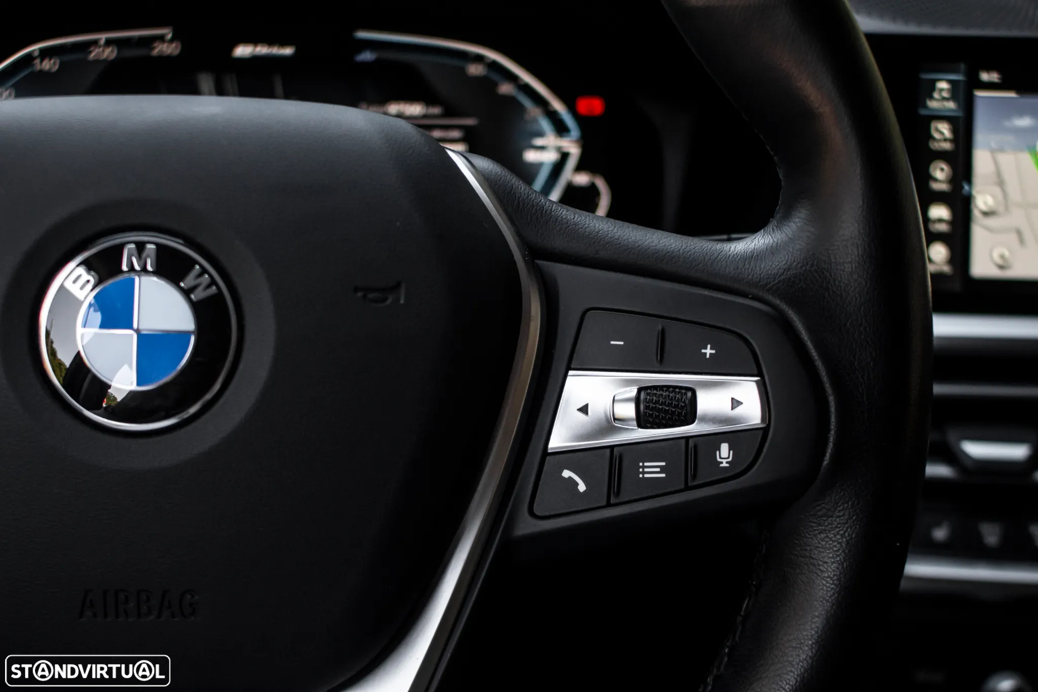 BMW 330 e Touring Line Luxury Auto - 15
