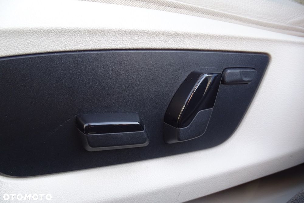 BMW Seria 5 520d Luxury Line - 20