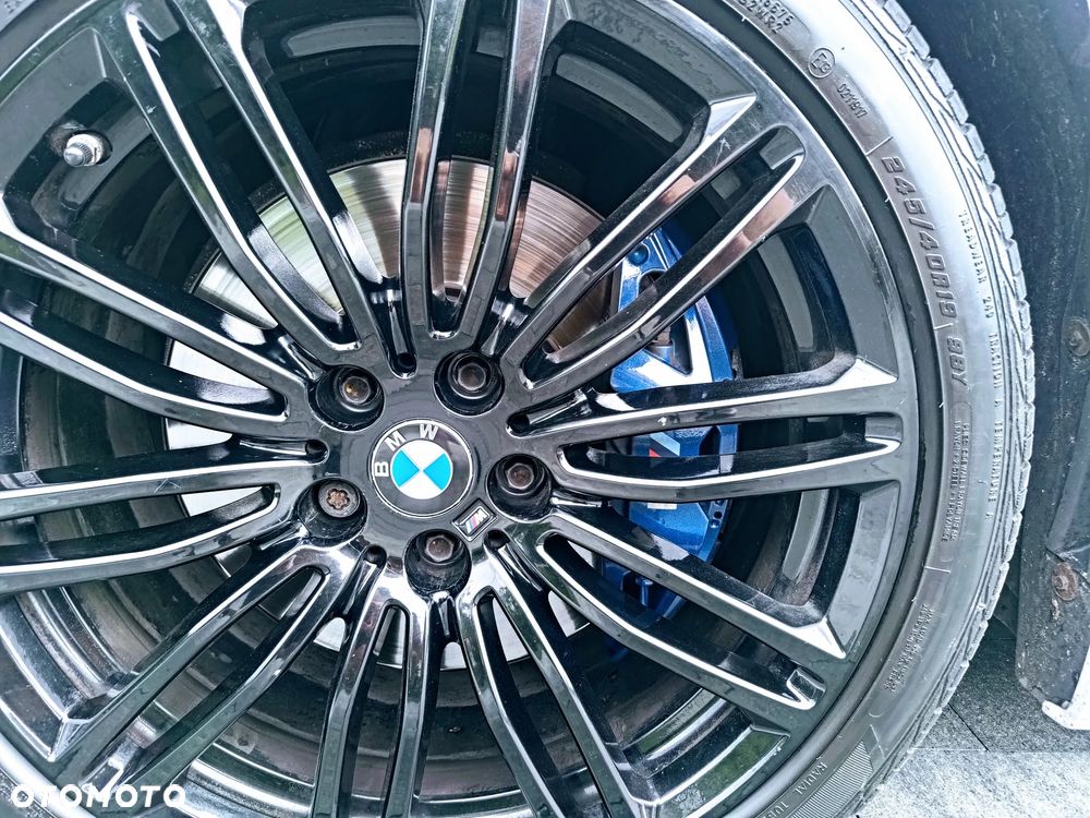 BMW Seria 5 - 34