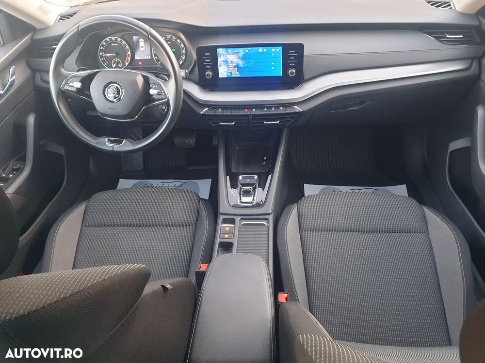 Skoda Octavia 2.0 TDI DSG Ambition - 13