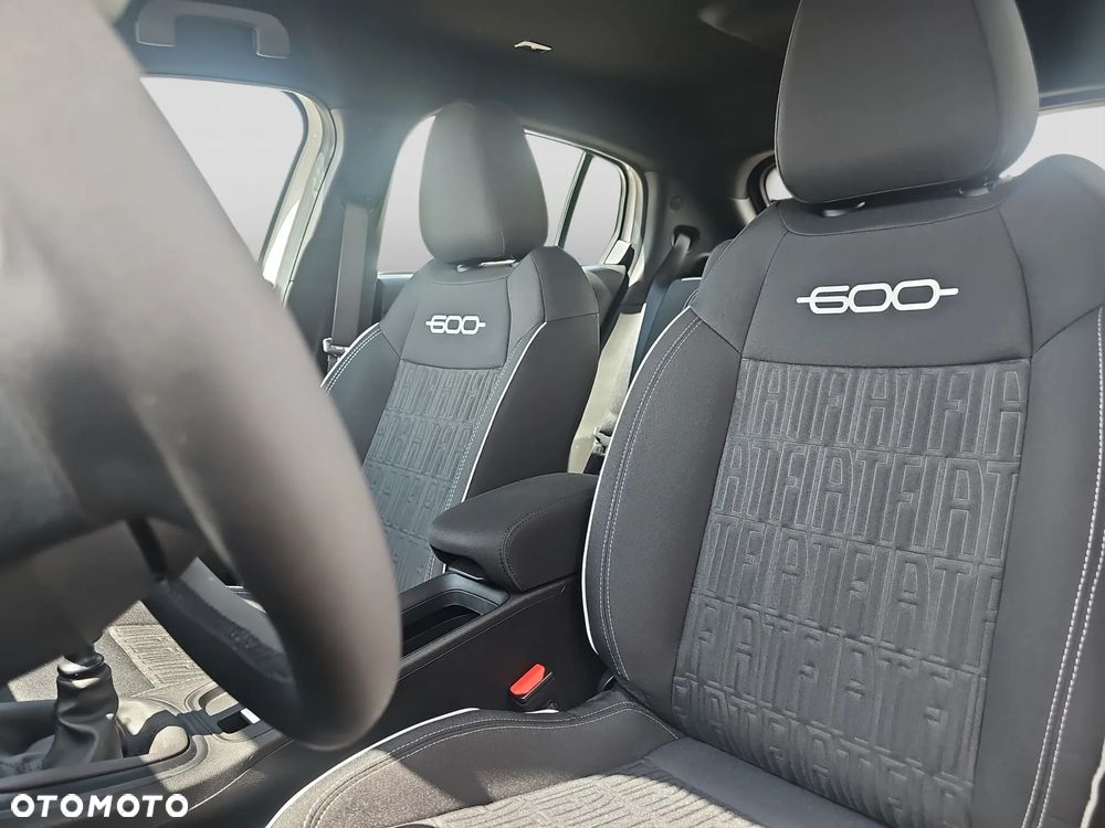 Fiat 600 1.2 Turbo Street - 11