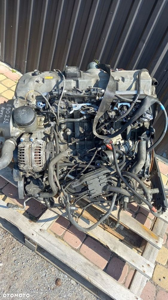 SILNIK SŁUPEK BMW E90 E60 2.5i - 3