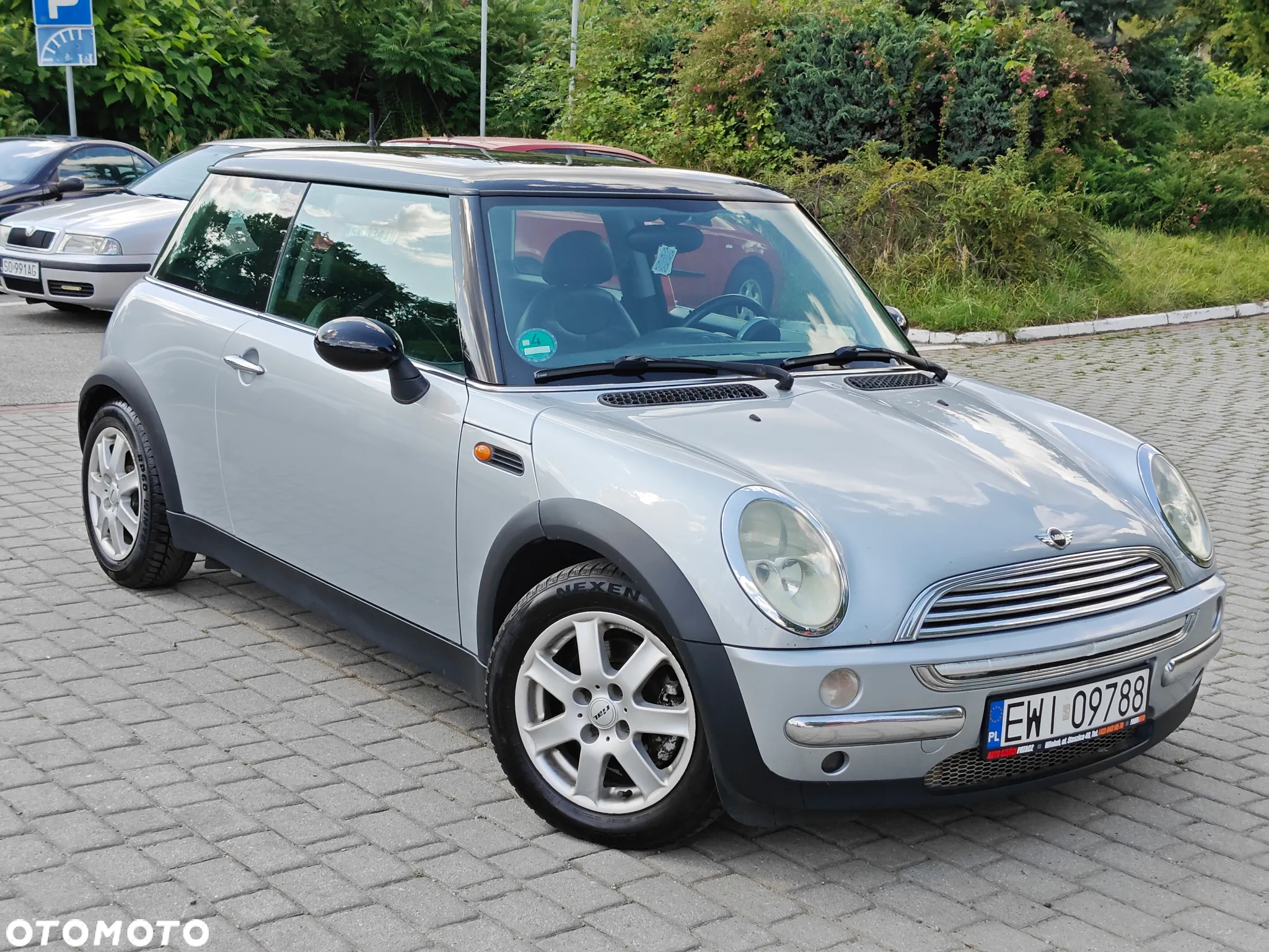 MINI Cooper Standard - 5